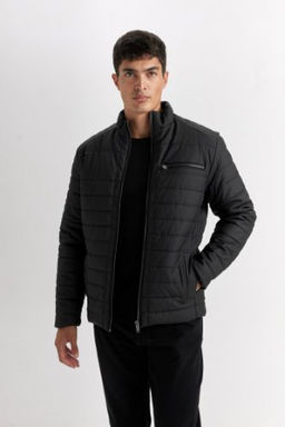 Su Itici Slim Fit Dar Kesim Dik Yaka Fermuarl? Suni Deri Mont