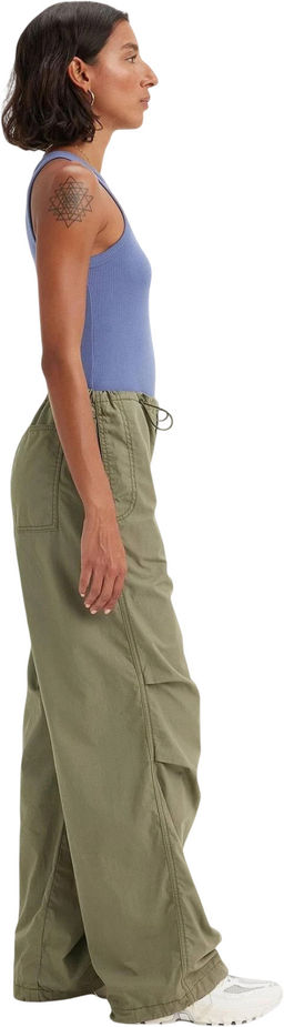 Джинсы женские