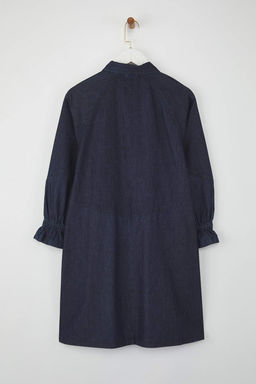 Koyu Mavi Pileli Kol Detayl? Mini Denim Gomlek Elbise TWOAW26EL00035 - Trendyolmilla фото 6