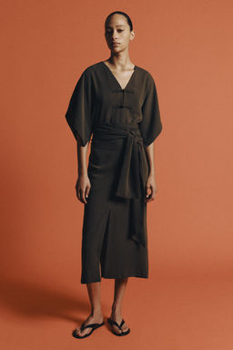 VESTIDO MIDI ALAMARES ZW COLLECTION / Gris topo