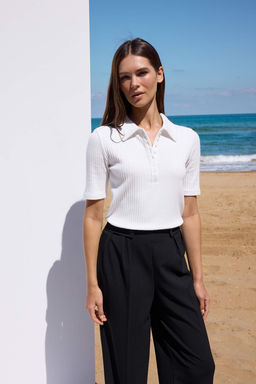 Ekru More Sustainable Fitted/Vucuda Oturan Dugmeli Esnek Orme Bluz TWOAW26BZ00228 - Trendyolmilla фото 2