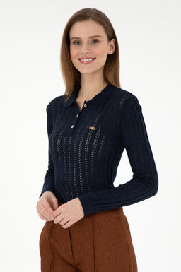 Женский темно-синий свитер с воротником-поло Неожиданная скидка в корзине