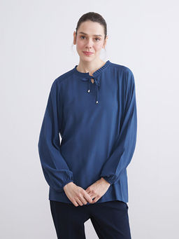 F?rf?rl? Ba?lamal? Yaka Bluz