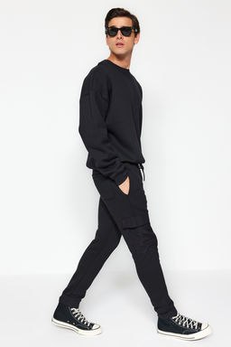 TRENDYOL MAN Siyah Regular/Normal Kesim Teknik Fermuarl? Kargo Cepli Jogger Esofman Alt? TMNAW24EA00010