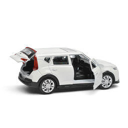 Машина металл KIA soul длина 12 см, двери, багаж., инерц, белый
