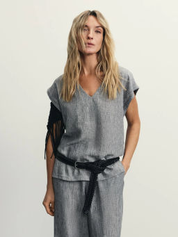 Блузка с коротким рукавом из фактурной ткани / Zarina