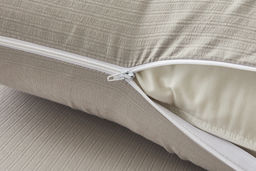 Комплект постельных принадлежностей, простыня на резинке Борт 25 + 2 наволочки 50*70 серый