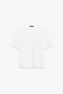 3D FLOWER T-SHIRT