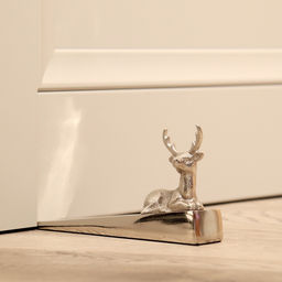 Стоппер дверной «Олень», 16.5×5×9 см, алюминий