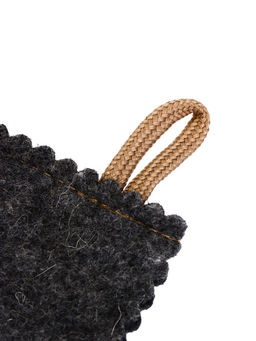 Рукавица для бани и сауны «Русские традиции», шерсть 50%, полиэфир 50%, серая