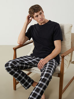 Standart Kal?p Erkek Pijama Tak?m?