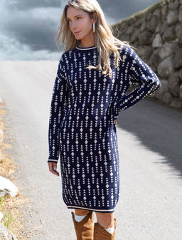 Платье жаккардовой вязки с кашемиром