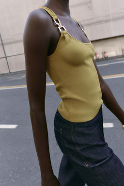 METAL DETAIL KNIT TOP - Zara фото 5