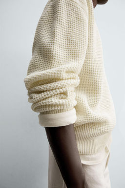 RELAXED FIT BUTTON-NECK SWEATER - Zara фото 6