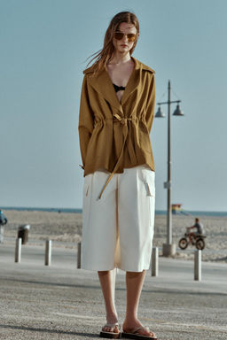 CHAQUETA TRENCH CON LINO CINTUR?N / Aceite