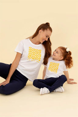 Белая футболка с круглым вырезом для девочек Неожиданная скидка в корзине