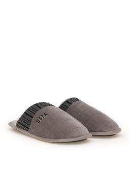 Мужская серая обувь Неожиданная скидка в корзине