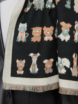 в составе ШЕРСТЬ и КАШЕМИР  Большой, мягкий, теплый двусторонний палантин с принтом. - Tantino фото 4