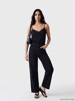 V Yaka Dantel Detayl? ?p Ask?l? Bluz