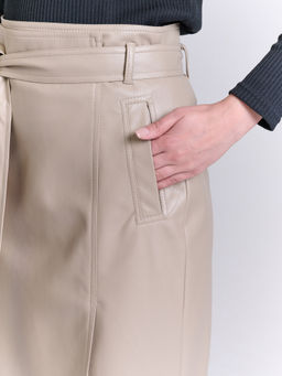 Юбка из экокожи