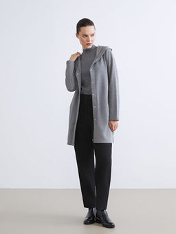 Kap??onlu Kad?n H?rka