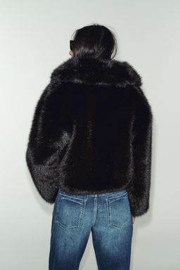 SHORT FAUX FUR COAT WITH LAPEL COLLAR - Zara фото 6
