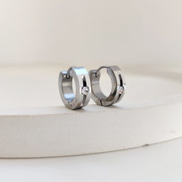 Серьги из стали