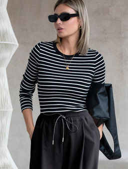 VILATTE / Лонгслив из трикотажа в широкий рубчик