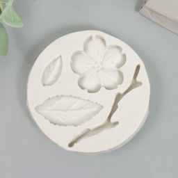 Цена за 3 шт. Молд силиконовый Цветочек 1?5?5 см