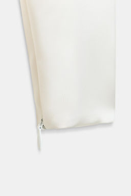 SATIN SHIRT WITH BOW DETAIL AT THE BACK