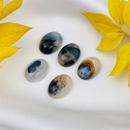 Кабошон из дендритового Агата