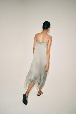 VESTIDO MIDI ENCAJE ZW COLLECTION / Gris medio - Zara фото 3
