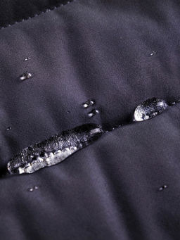 Куртка женская стёганая с капюшоном с графеновой подкладкой черного цвета 9624_1Ch