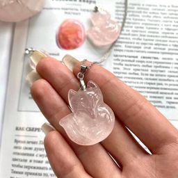 Кулон Лиса из мадагаскарского Розового Кварца