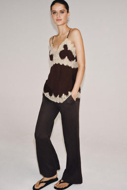 TOP LENCERO ENCAJE ZW COLLECTION / Marr?n