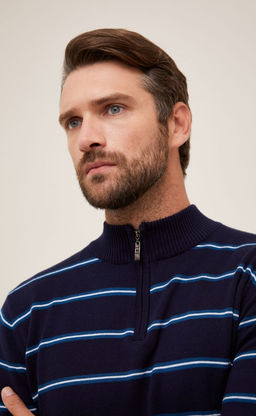 Джемпер мужской с воротником на молнии в полоску F021-15-2104 темно-синий - Fine joyce фото 5