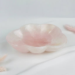 Чаша из мадагаскарского Розового кварца