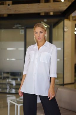 Рубашка удлинённая в стиле оверсайз с разрезами по бокам