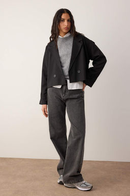 Siyah Premium Dokuma Crop Blazer Ceket TWOSS24BC00010