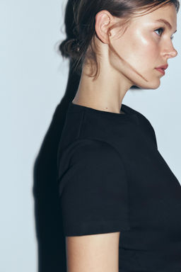 SHORT SLEEVE INTERLOCK T-SHIRT - Zara фото 7