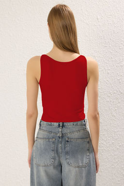K?rm?z? Ask?l? Fitted/Vucuda Oturan Esnek Orme Bluz TWOSS24BZ00535