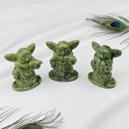 Статуэтка Грогу из Змеевика