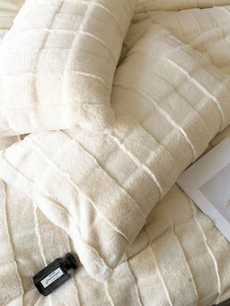 КПБ меховое MENCY с простыней и наволочками MENMEX ЧЕРНЫЙ