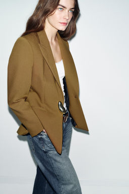 FITTED BLAZER WITH GOLDEN HARDWARE - Zara фото 15