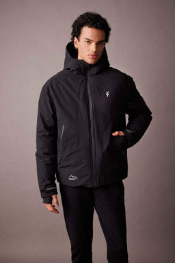 Водоотталкивающее водонепроницаемое пальто приталенного кроя DeFactoFit с капюшоном и молнией