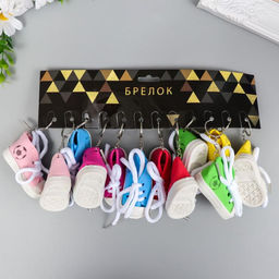 Цена за 12 шт. Брелок для ключей на кольце «Футбольный кед», резина, 4×3.3×7 см, МИКС