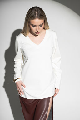 Лонгслив с V- образным вырезом