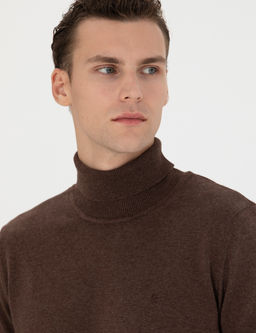 Kahverengi Slim Fit Bal_k__ Yaka Basic Triko Kazak
