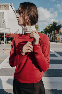COTTON LONG SLEEVE T-SHIRT - Zara фото 15