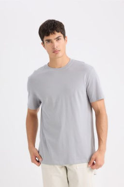 New Regular Fit Bisiklet Yaka Basic Duz K?sa Kollu Tisort